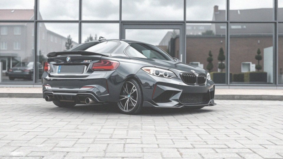 Jakie są dostępne akcesoria M Performance dla BMW M2?