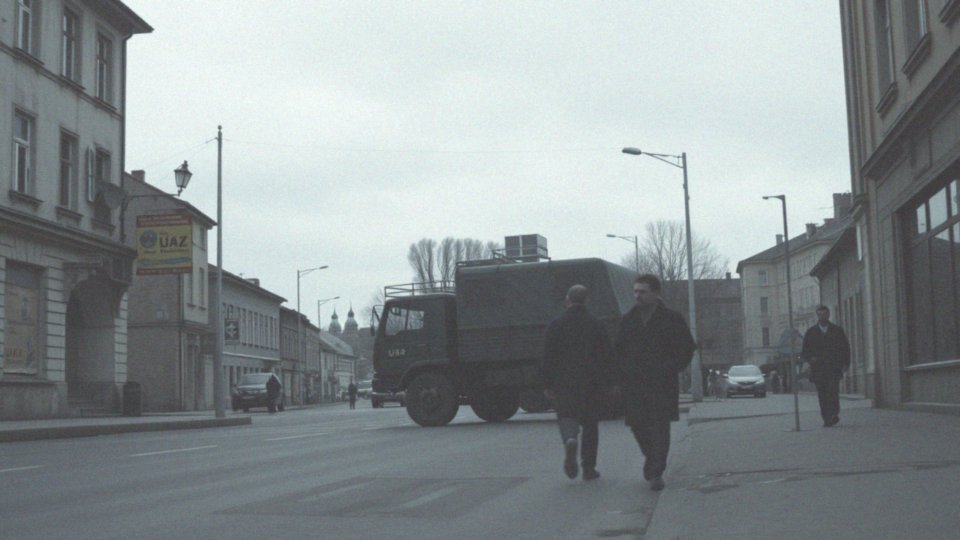Jakie były skutki wprowadzenia stanu wojennego?